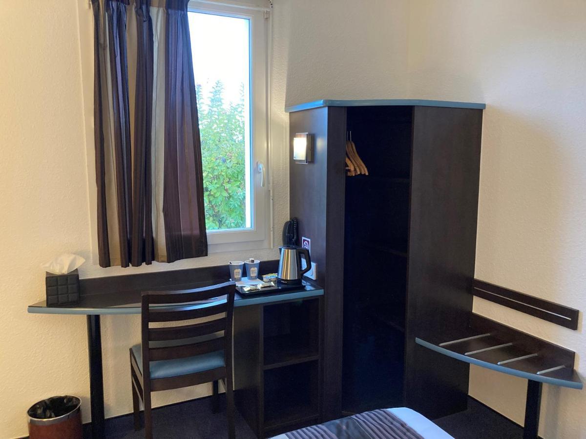 Kyriad Dol-De-Bretagne Room photo