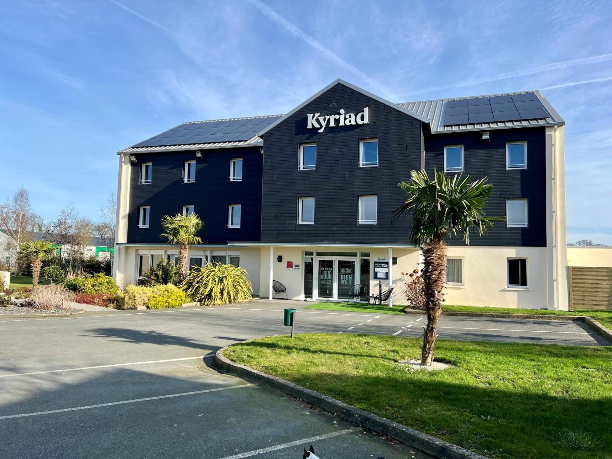 Kyriad Dol-De-Bretagne Exterior photo